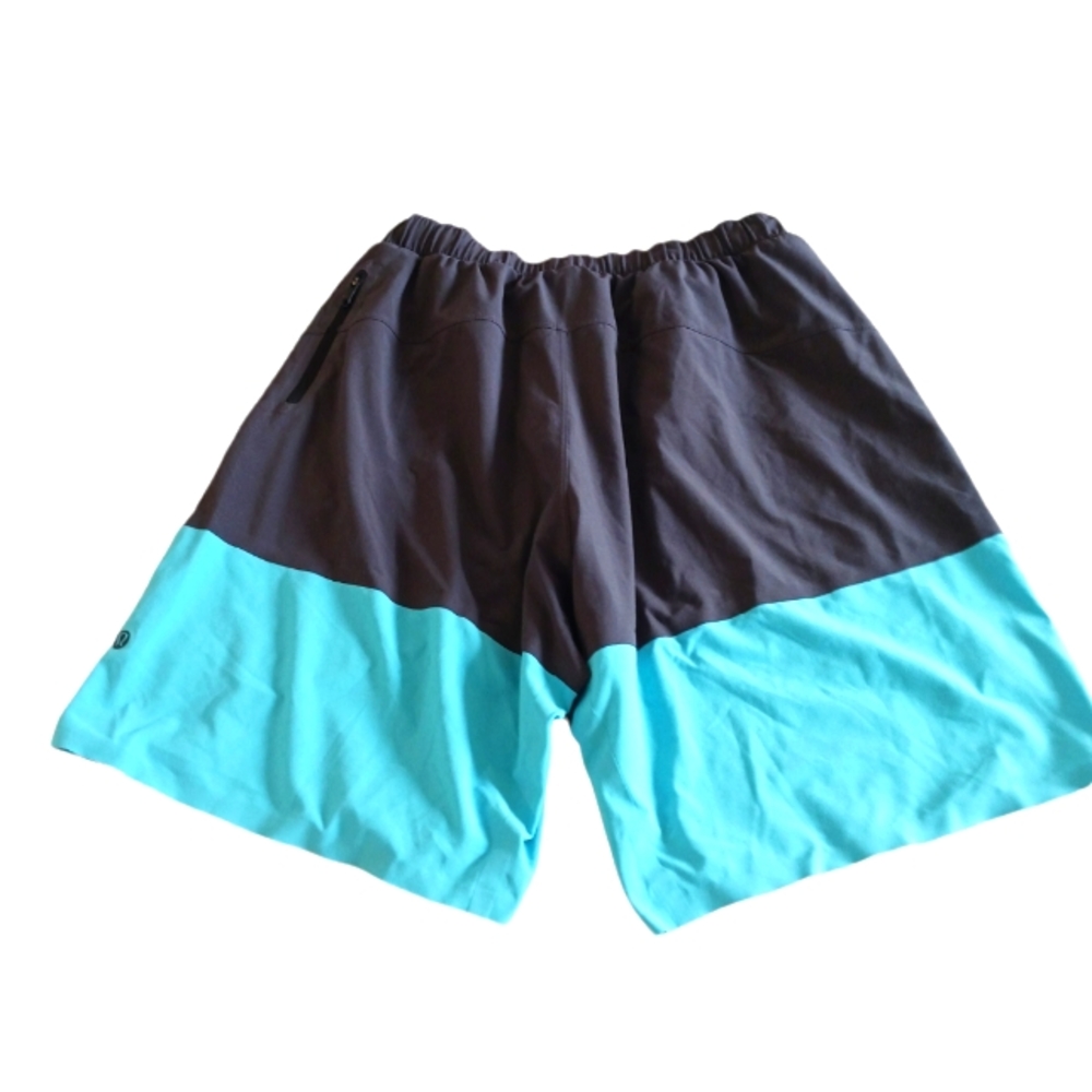 Lululemon Color Block Short - Picture 2 of 11